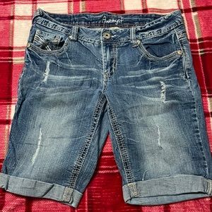 Amethyst Bermuda Shorts
